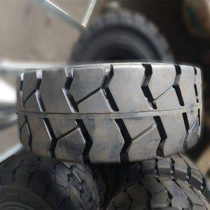 lốp đặc xe nâng 18x7-8
