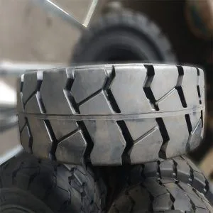 Alternative view of Lốp đặc xe nâng DUNLOP 21x8-9