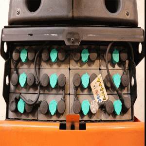 xe nâng pallet truck toyota 2011